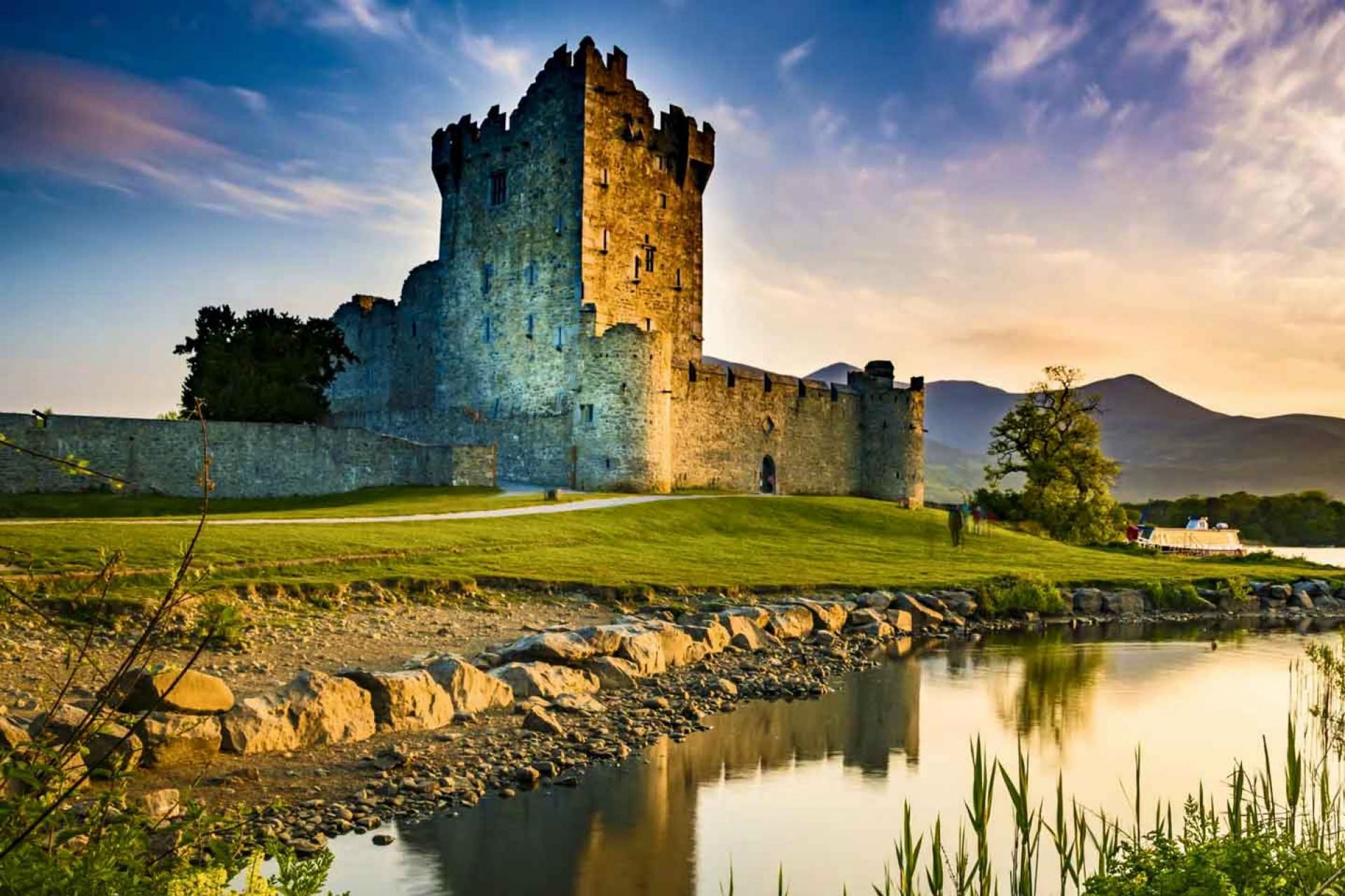 4* Luxury Brehon Hotel Killarney, Frequently Asked Questions answers all Kerry, Ireland V93 RT22 Changes can be made up to 48 hours before your confirmed arrival date, We require 48 hours notice to cancel a room free of charge. Yes, the system can is set to heat or cool in all bedrooms to ensure comfort for The Brehon, Killarney Frequently Asked Questions | The